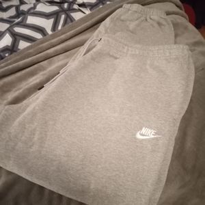 Nike Sweatpants
